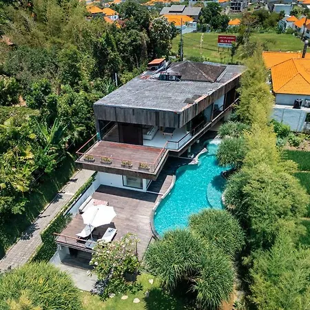 Palm Tree House 5 Bedroom In Central Canggu